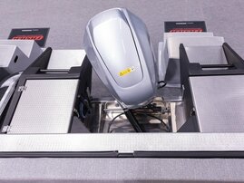 25YM Faster 545 CC det aws 010