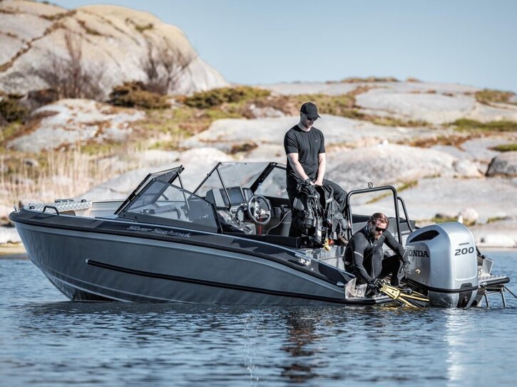 2024 Silver Seahawk-BRX web-003