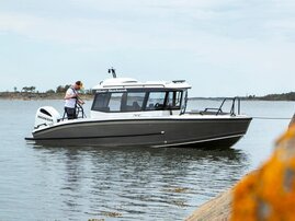 Silver Seahawk Cabin + Honda BF150 D XRU