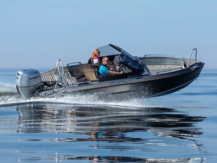 001 Silver-Shark-BRX YM21 act 001